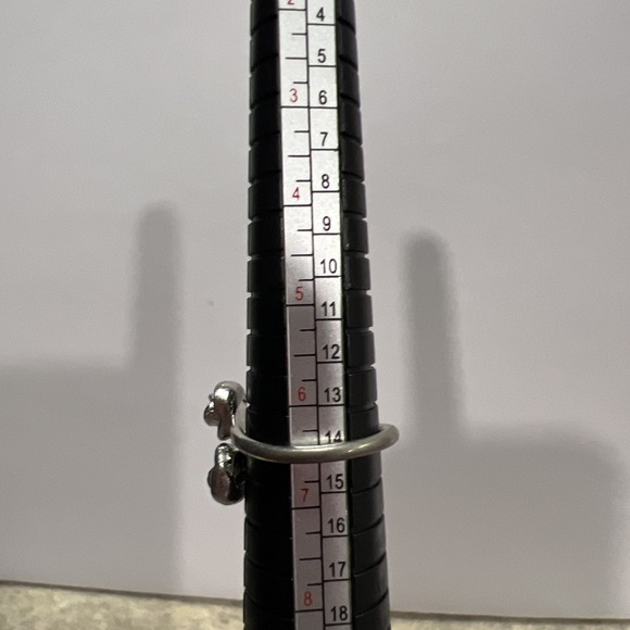 PRETTY SARAH COVENTRY SILVER TONE RING WITH ROSES - SIZE 6.5 - Picture 3 of 7